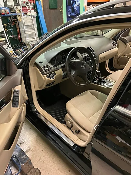 Mercedes-Benz C180 2009 photo 4