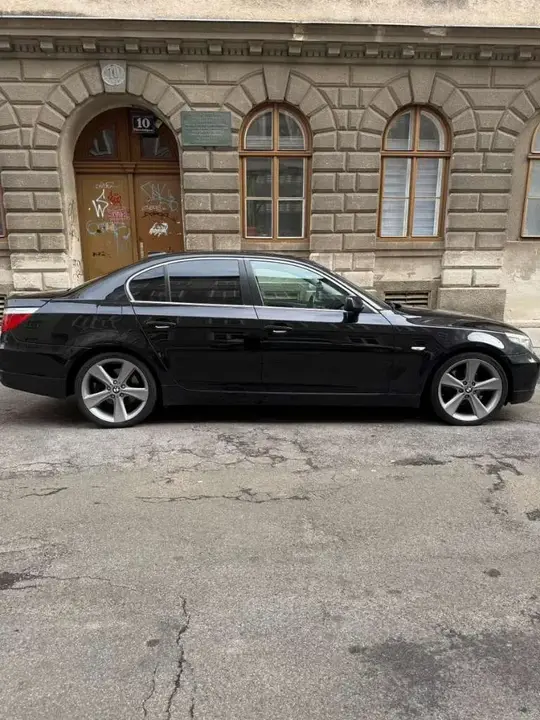 BMW 5 Series 2008 photo 3