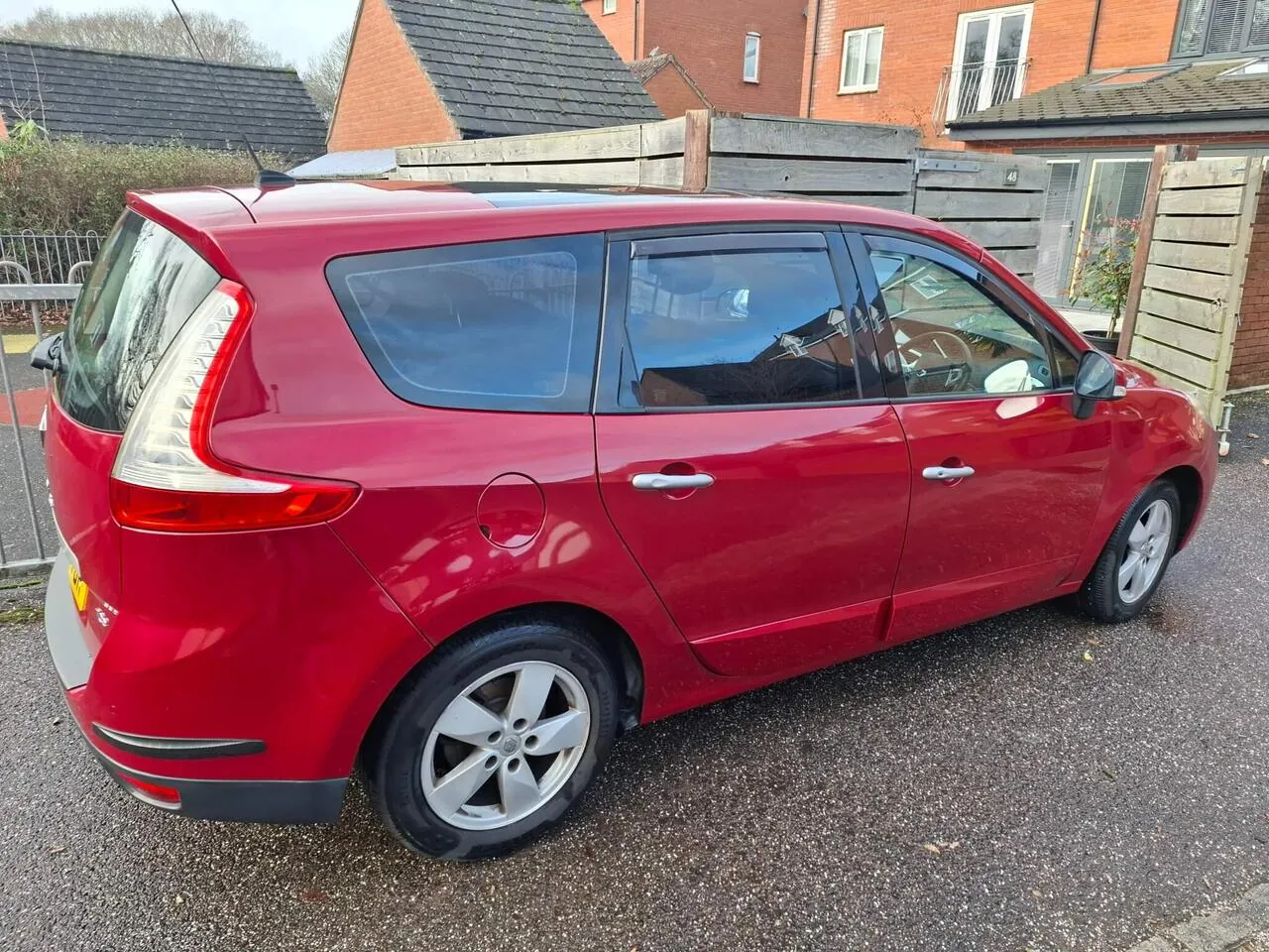 Renault Grand Scenic 2009 photo 3