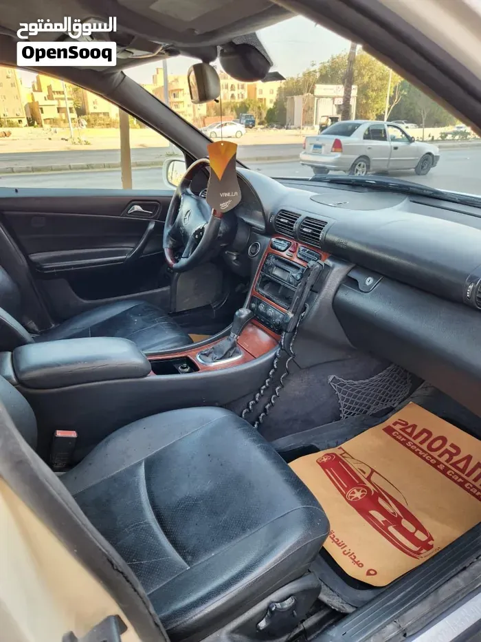 Mercedes-Benz C-Class 2002 photo 3
