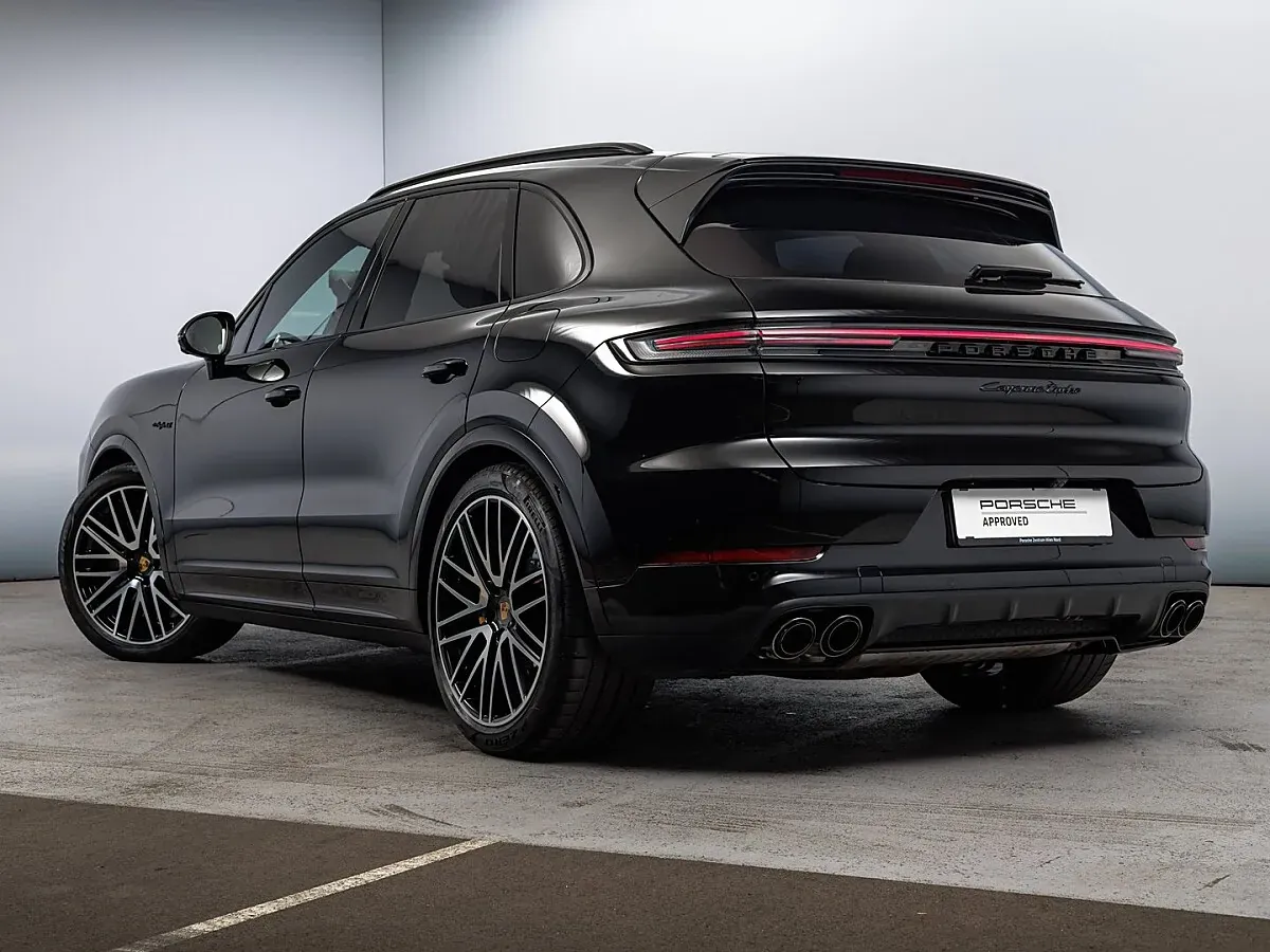 Porsche Cayenne 2024 photo 3