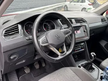 Volkswagen Tiguan 2021 photo 3