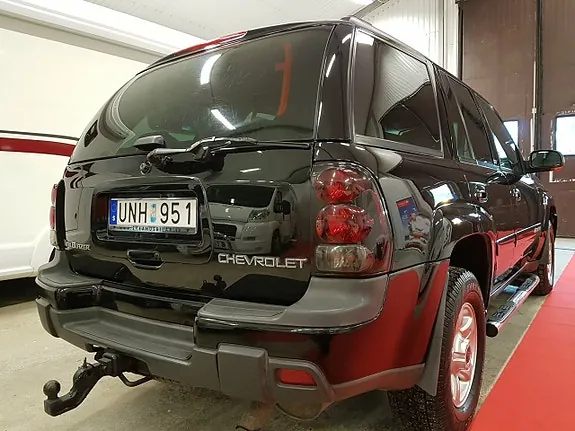 Chevrolet Trailblazer 2004 photo 2