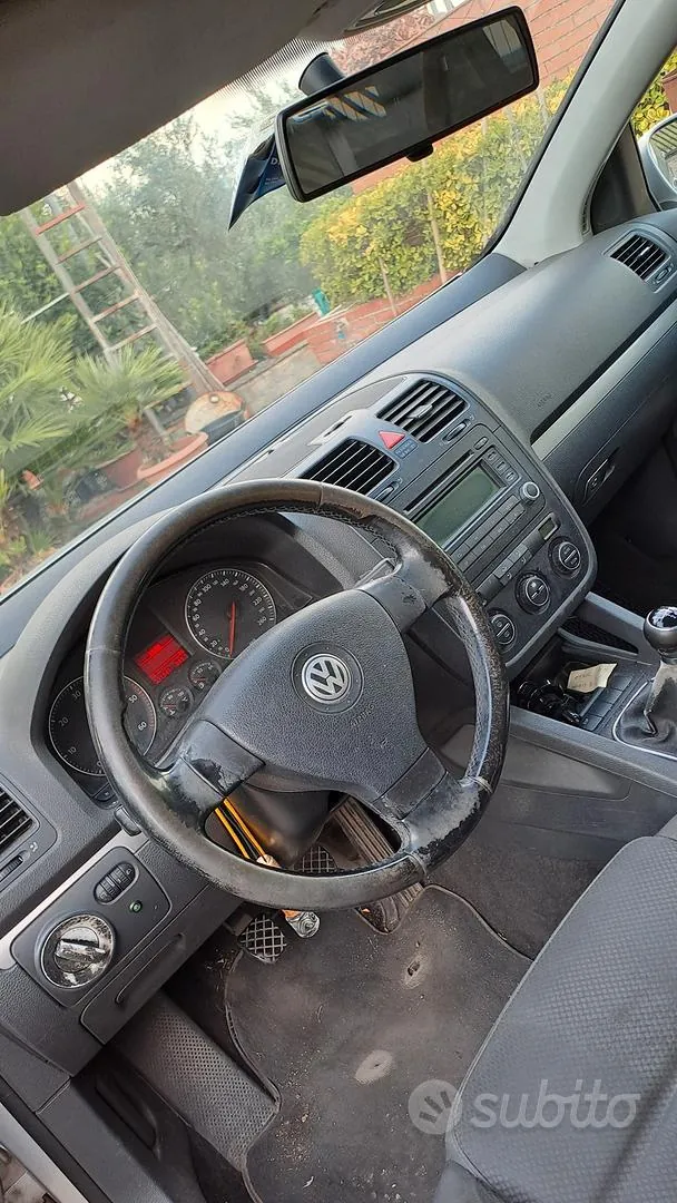 Volkswagen Golf 2005 photo 3