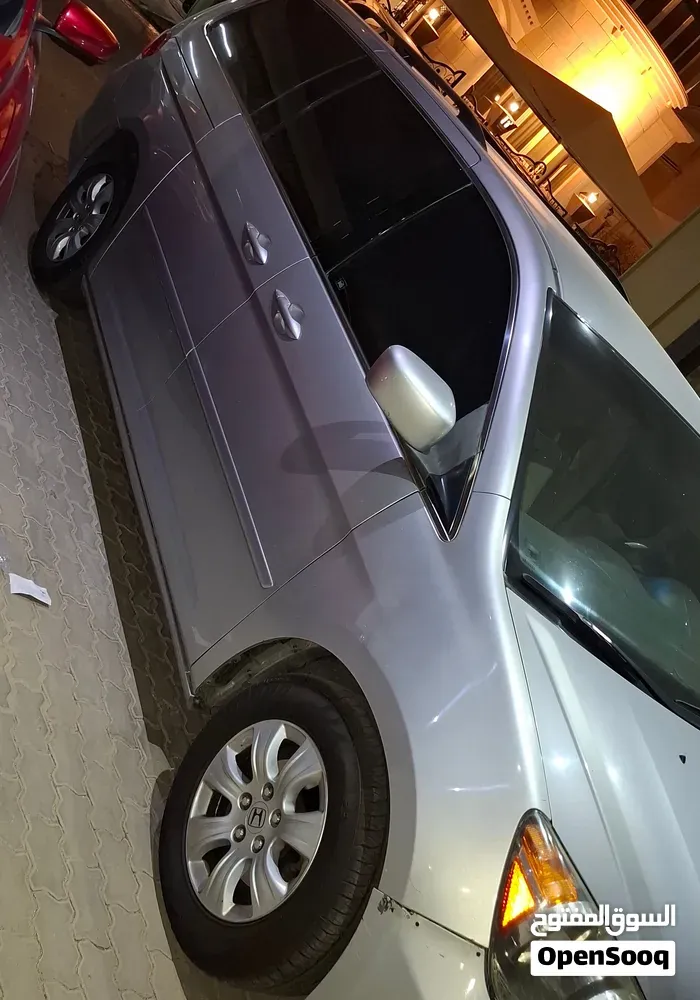 Honda Odyssey 2010 photo 3