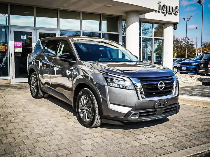 Nissan Pathfinder 2023 photo 2
