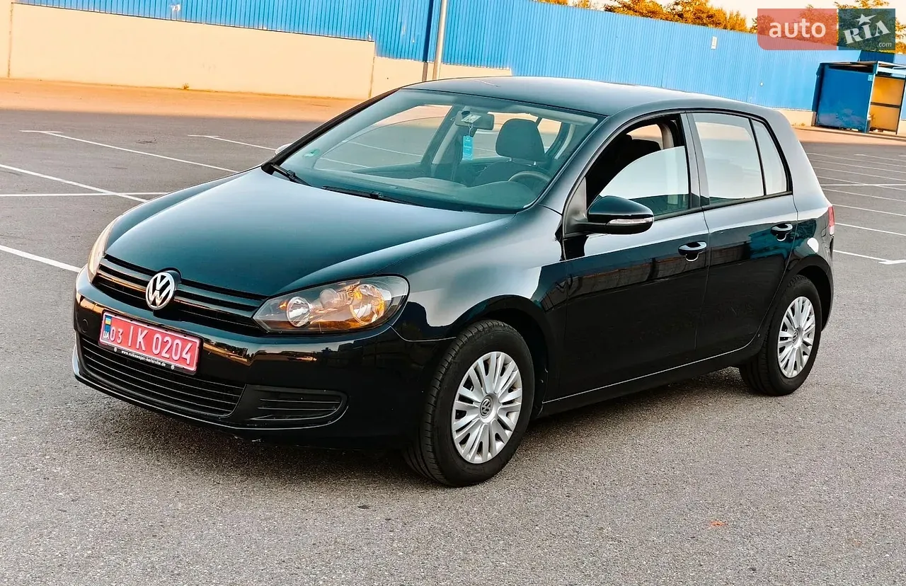 Volkswagen Golf 2010 photo 4