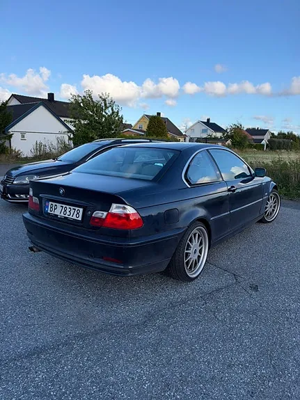 BMW 320I 2003 photo 3