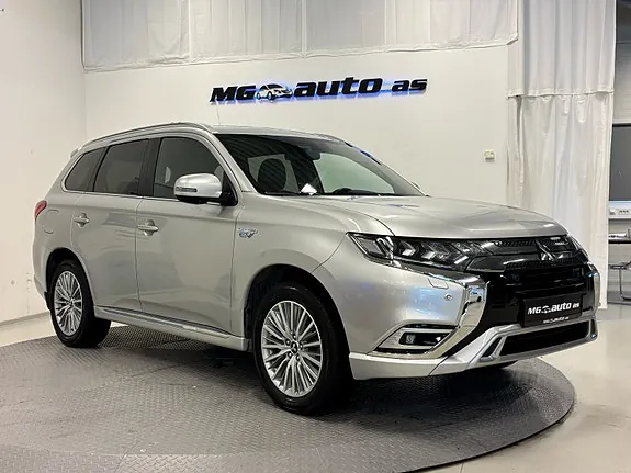 Mitsubishi Outlander 2020 photo 2