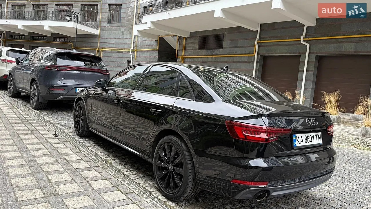 Audi A4 2018 photo 3