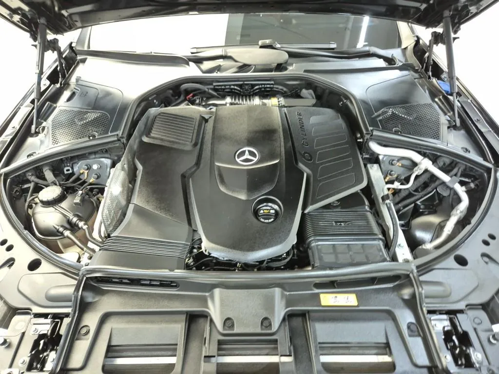 Mercedes-Benz S-Class 2023 photo 5