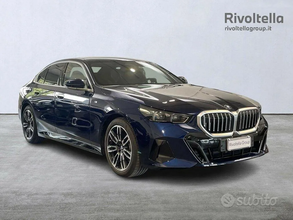 BMW 5 Series 2024 photo 4
