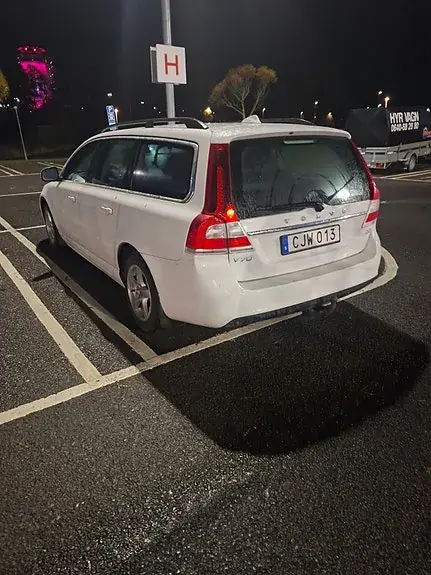 Volvo V70 2015 photo 4