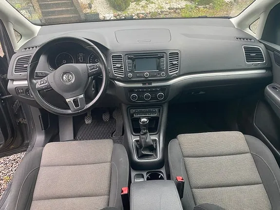 Volkswagen Sharan 2013 photo 5