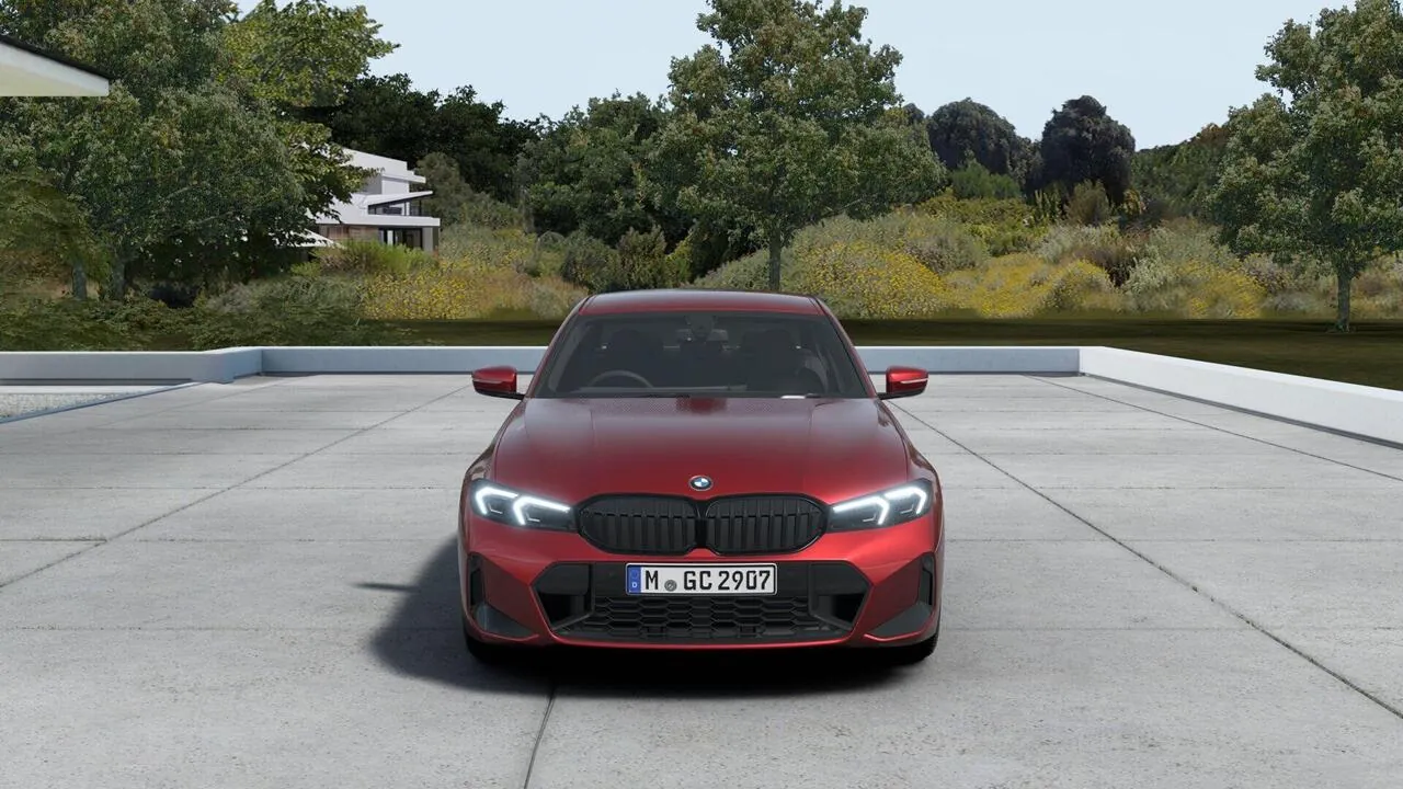 BMW 3 Series photo 3