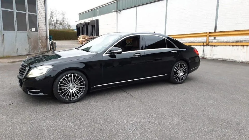 Mercedes-Benz S 400