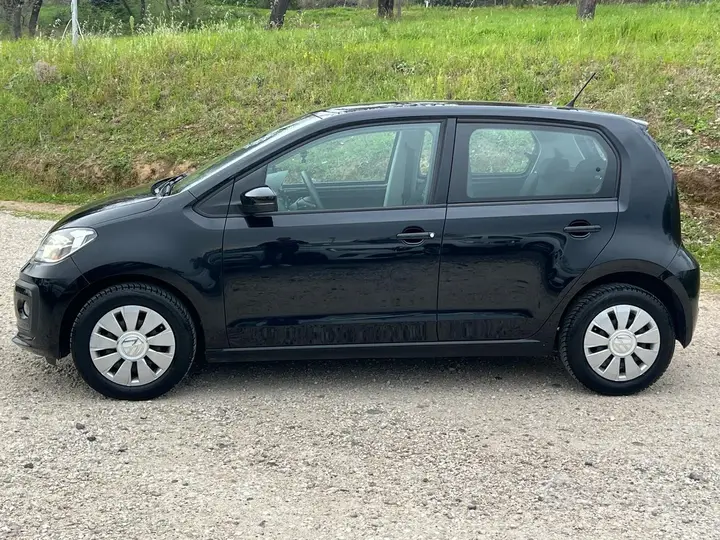 Volkswagen Up 2018 photo 5