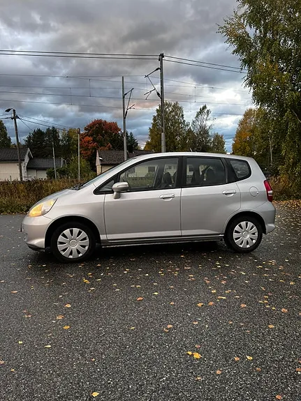 Honda Jazz 2006 photo 2