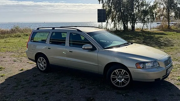 Volvo V70 2007 photo 2
