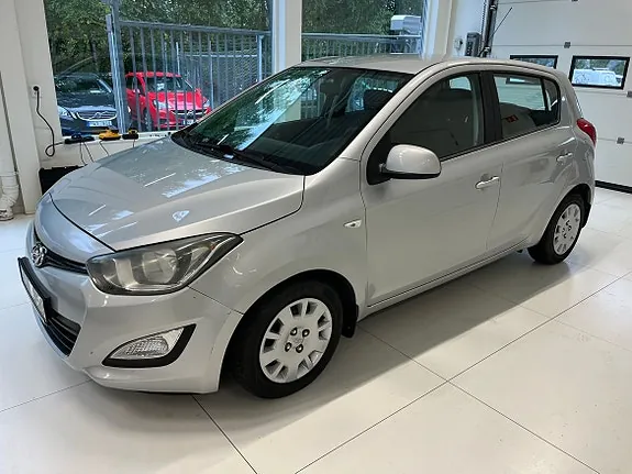 Hyundai I20 2013 photo 2