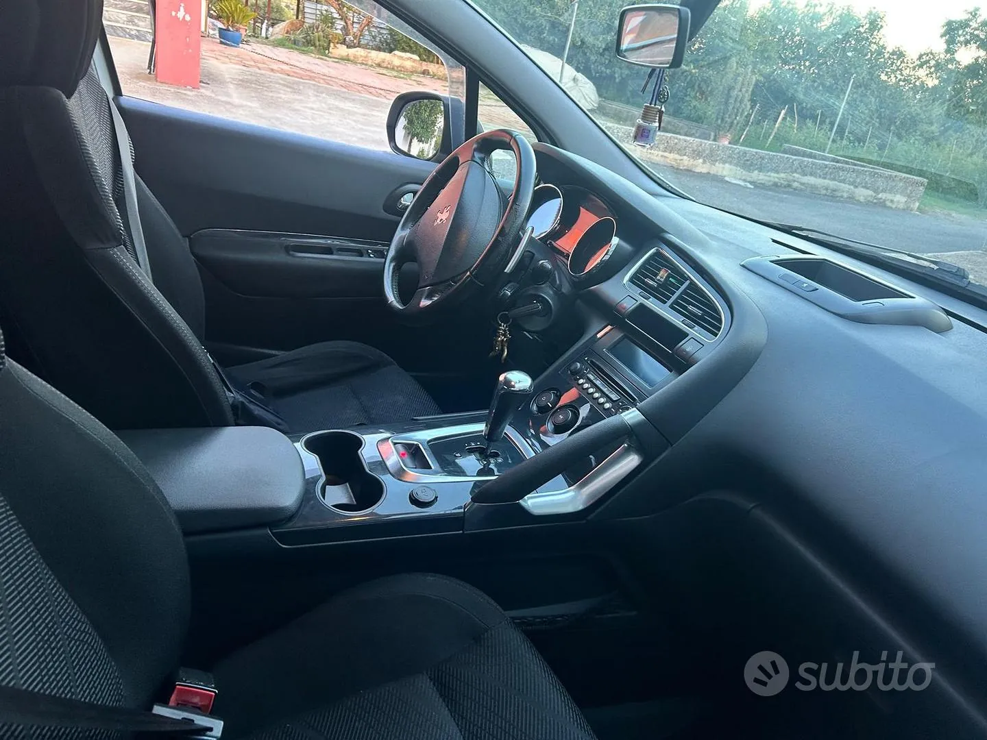 Peugeot 3008 2014 photo 2