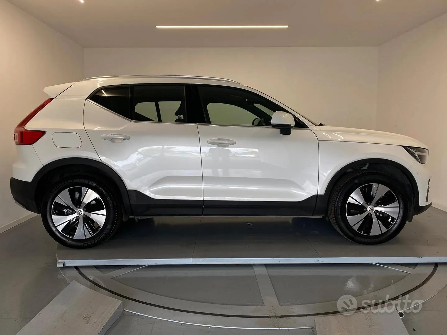 Volvo Xc40 2022 photo 4
