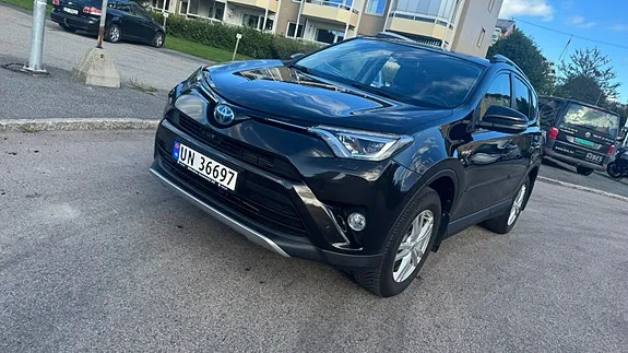 Toyota Rav4 2016 photo 2