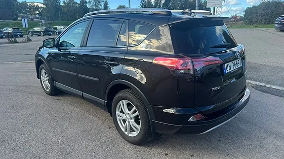 Toyota Rav4 2016 photo 4