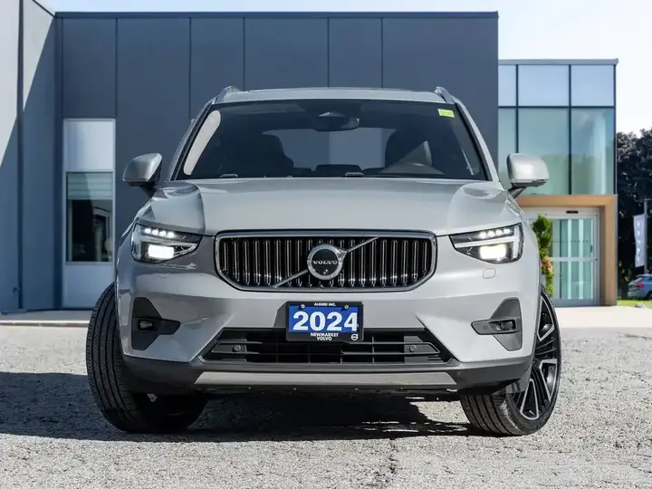 Volvo Xc40 2024 photo 3
