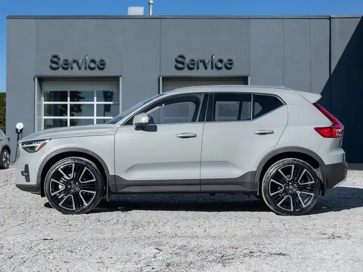 Volvo Xc40 2024 photo 4