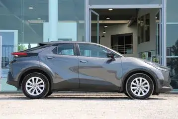 Toyota C-Hr 2024 photo 2