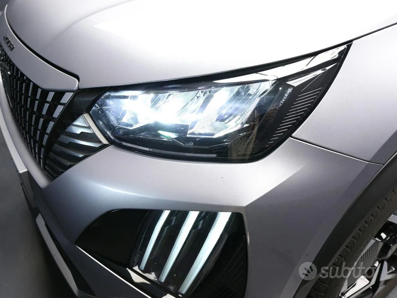 Peugeot 2008 2024 photo 3