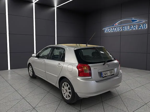 Toyota Corolla 2004 photo 3