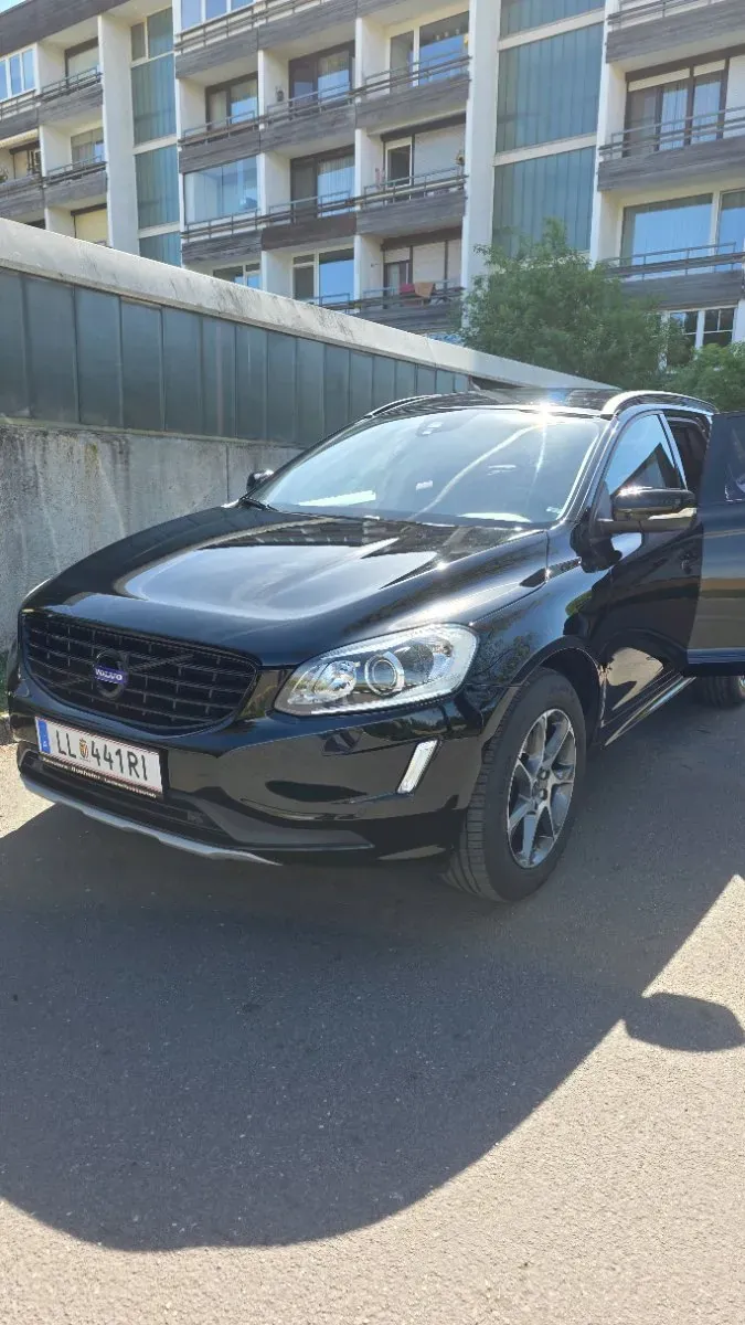 Volvo Xc60 2016 photo 2