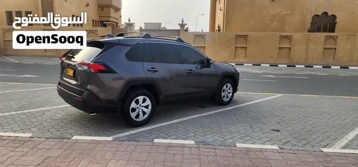 Toyota Rav 4 2019 photo 3