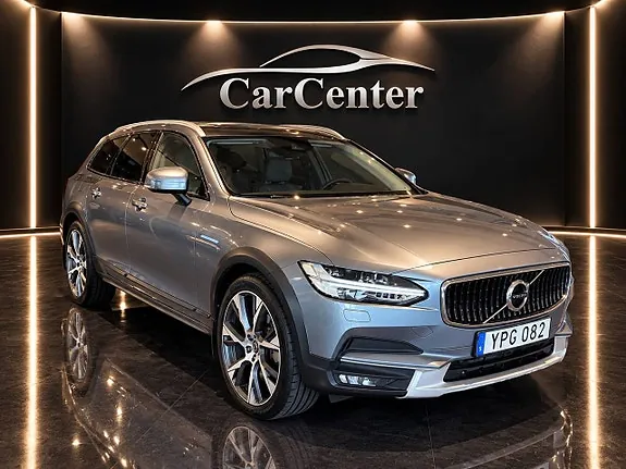 Volvo V90 Cross Country 2018 photo 2