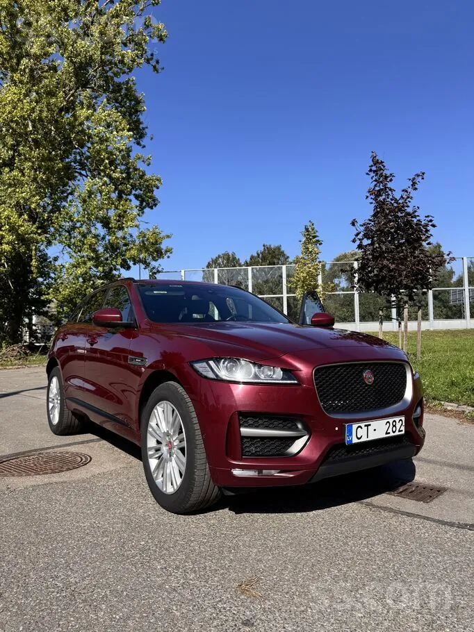 Jaguar F-Pace 2017 photo 3