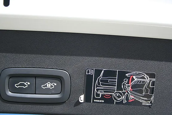 Volvo Xc40 2021 photo 4