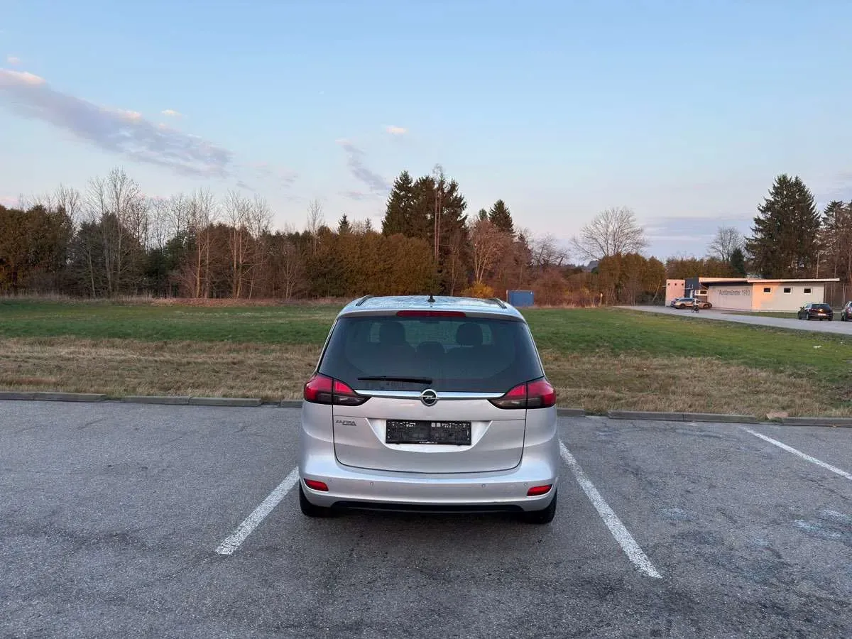 Opel Zafira Tourer 2015 photo 3