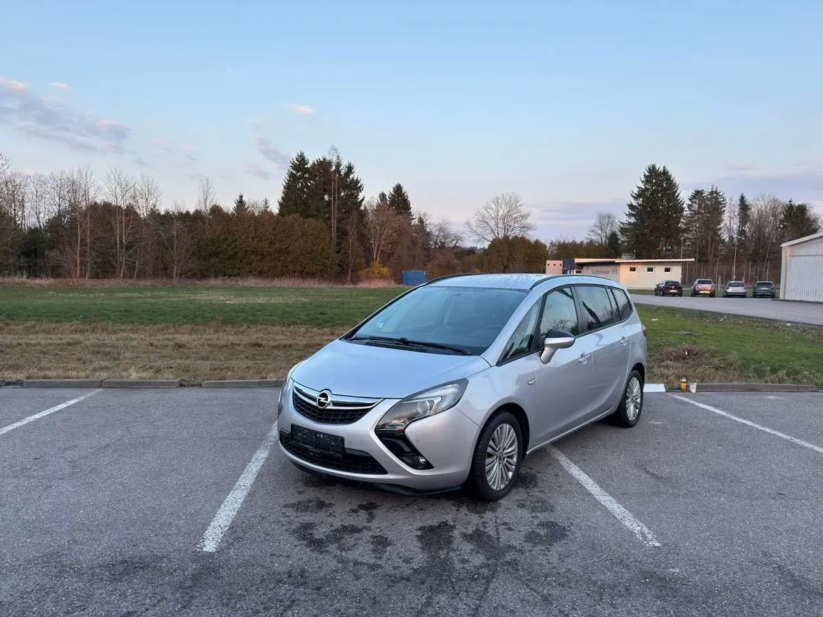 Opel Zafira Tourer