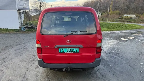 Toyota Hiace 2003 photo 3