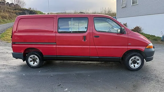 Toyota Hiace 2003 photo 5