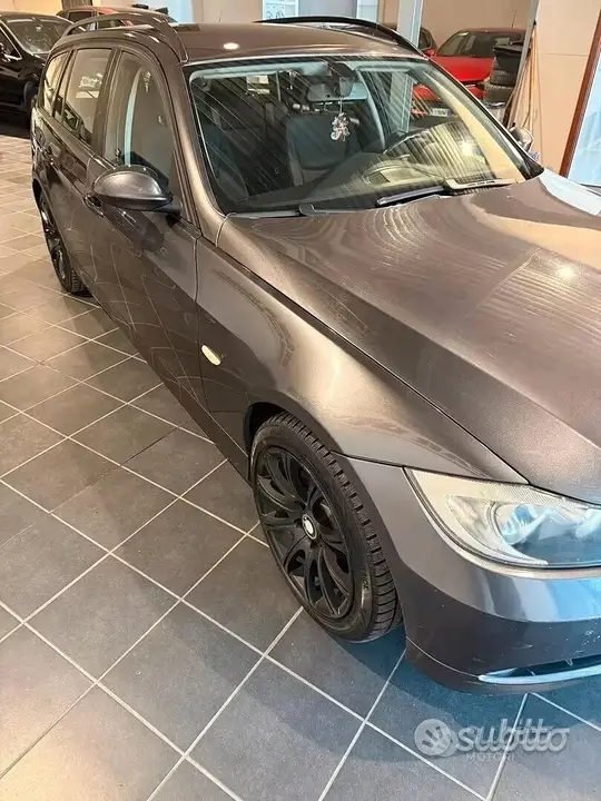 BMW 320D 2008 photo 4
