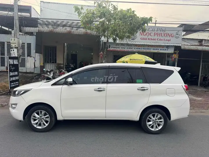 Toyota Innova 2020 photo 3