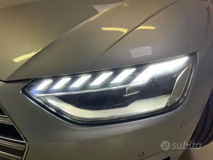 Audi A4 Avant 2023 photo 2
