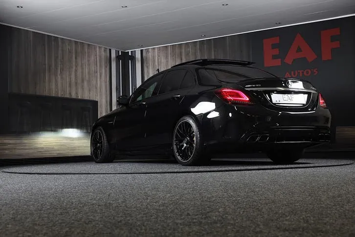 Mercedes-Benz C-Class 2020 photo 3