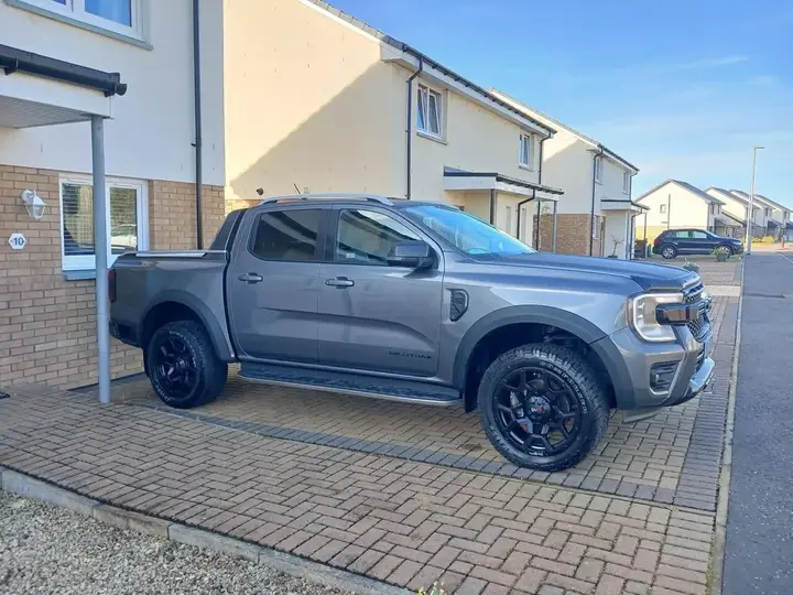 Ford Ranger 2023 photo 2