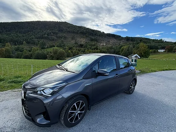 Toyota Yaris 2018 photo 4