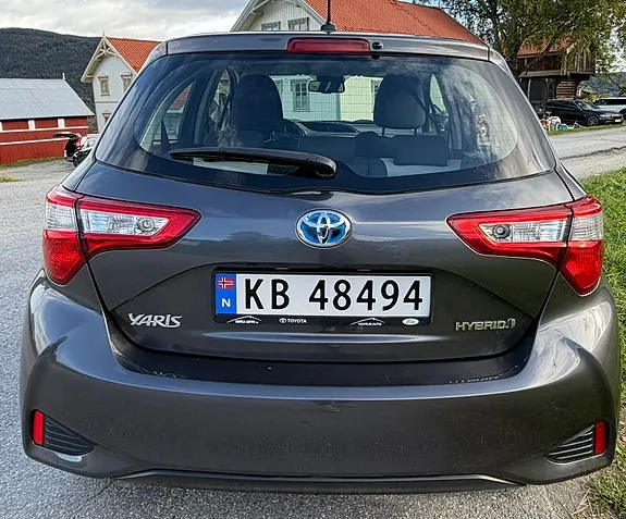 Toyota Yaris 2018 photo 3