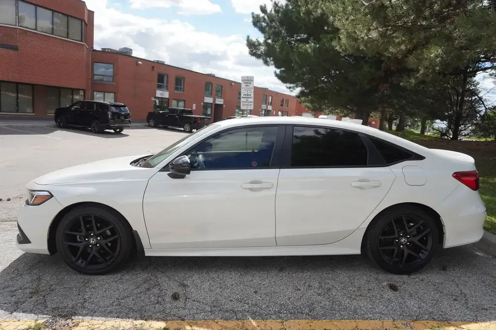 Honda Civic 2024 photo 2